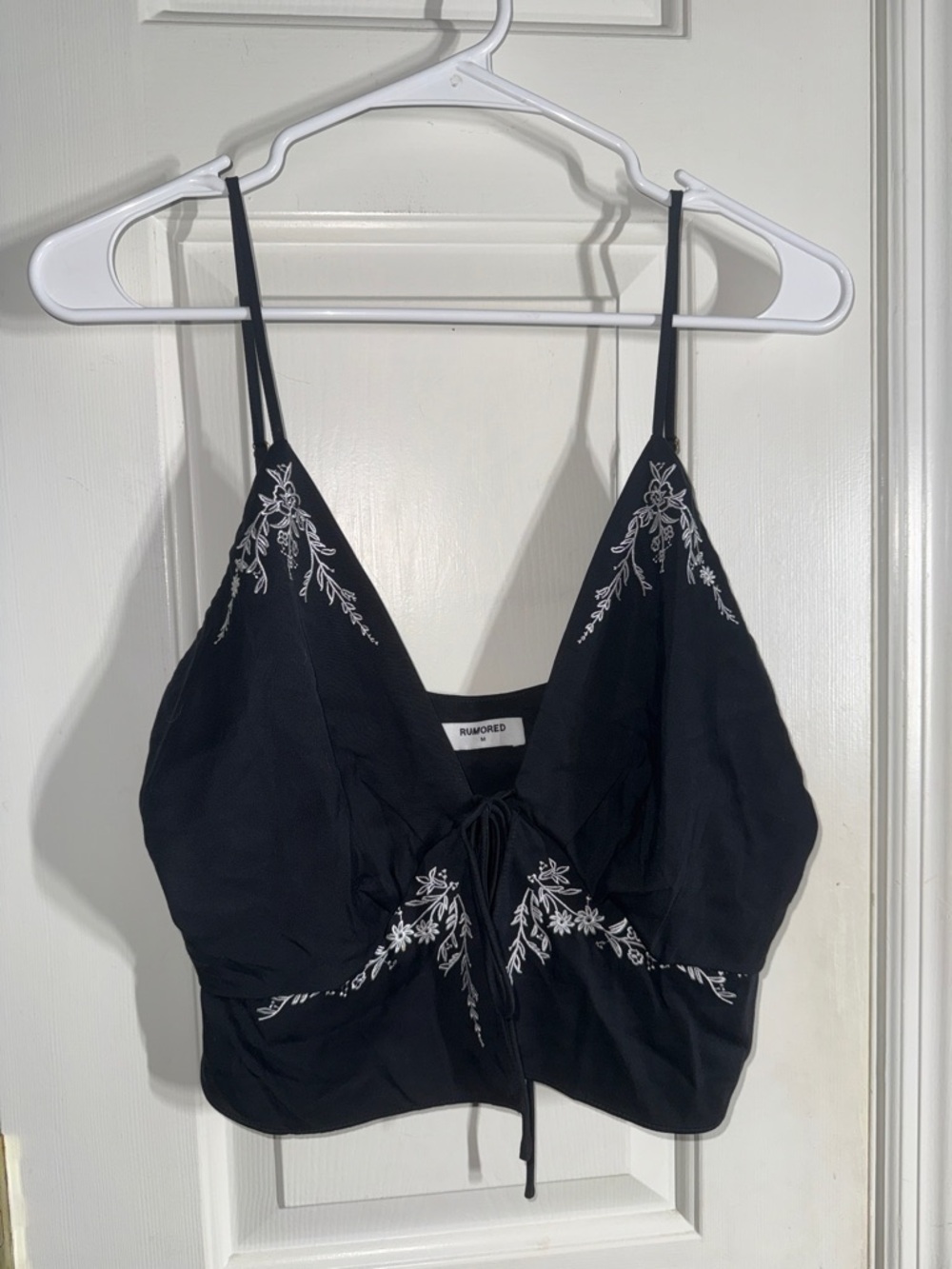 Rumored Black Crop Top with White Floral Embroidery Tie Front Size Medium